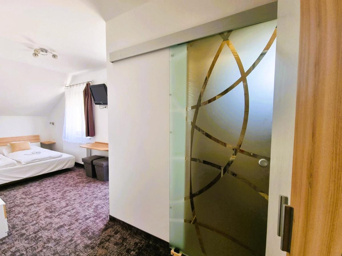 Duna-Beach Apartman Kimle Exteriér fotografie